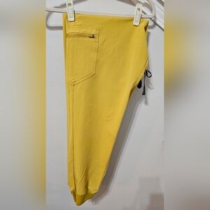 Fig's Zamora jogger scrub pants, size large, light gold